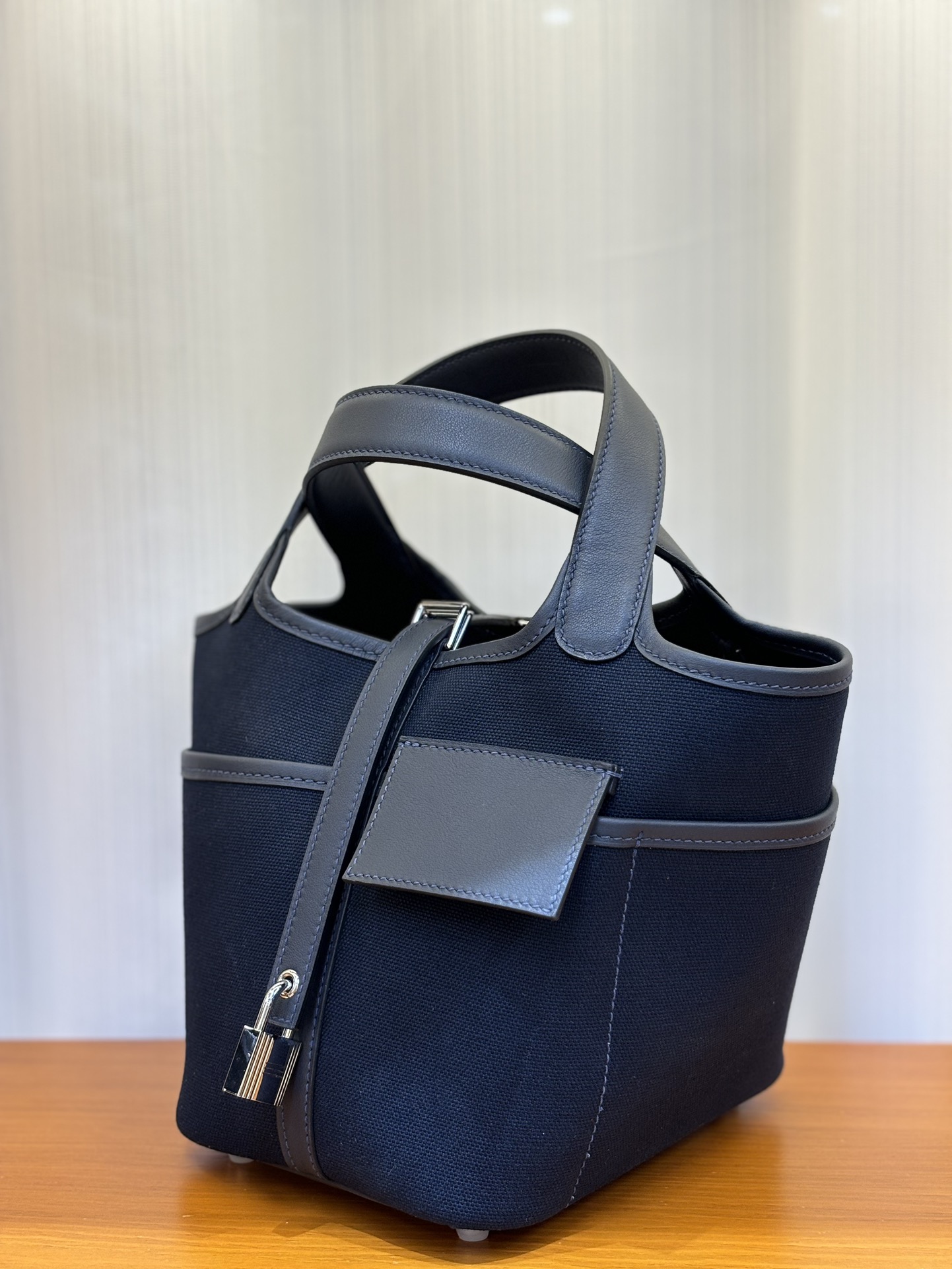 Hermes Picotin Lock 18 Pocket Bag In Blue Nuit 